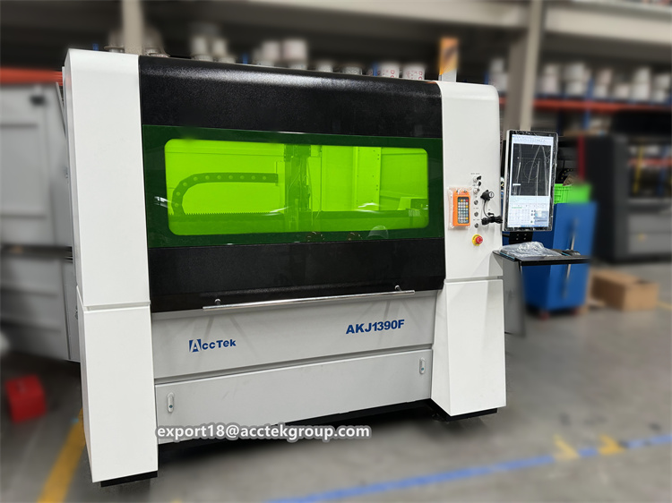 Novo desconto 1500w máquina de - Fiber Laser Cutter 1500W Metal avaliação e preço