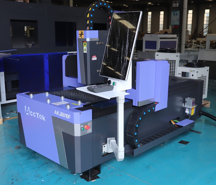 Máquina de Corte a Laser de Fi - Fiber Laser Cutter 1500W Metal avaliação e preço