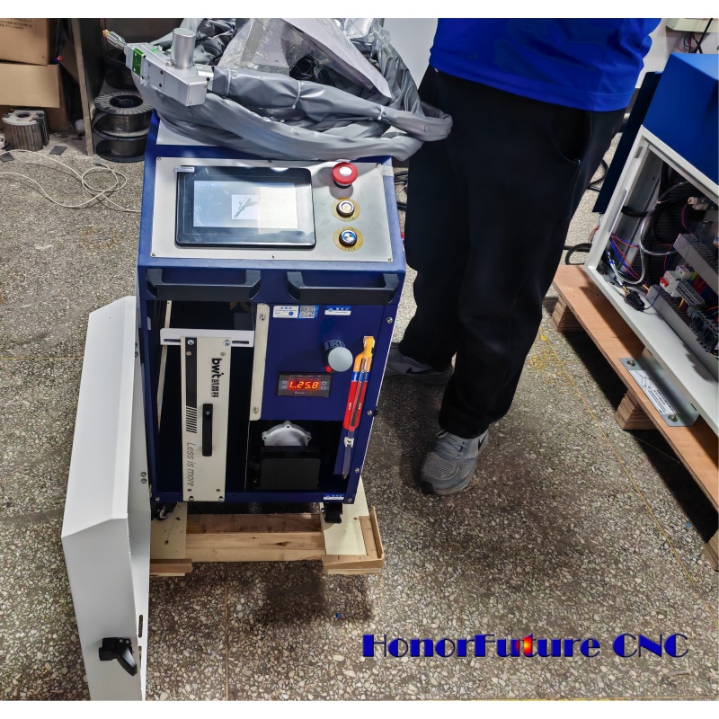Máquina de Limpeza a Laser de  - Fiber Laser Welding Machine 1500W avaliação e preço